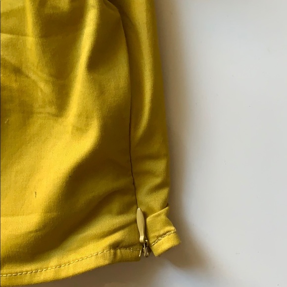 Revolve About Us Puffy Sleeve Top - Picture 4 of 6